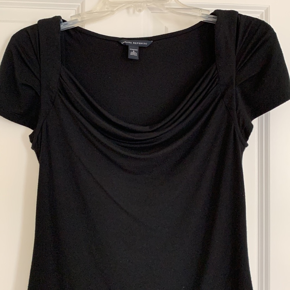 Banana Republic Top. Size S. Black. Drape neckline.